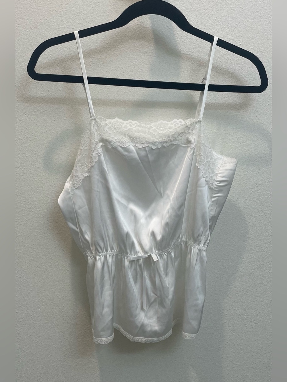 Brandy Melville NWOT White Satin-Feel Lace-Trim Tank Top